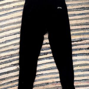 AYBL SZ. M. Black leggings